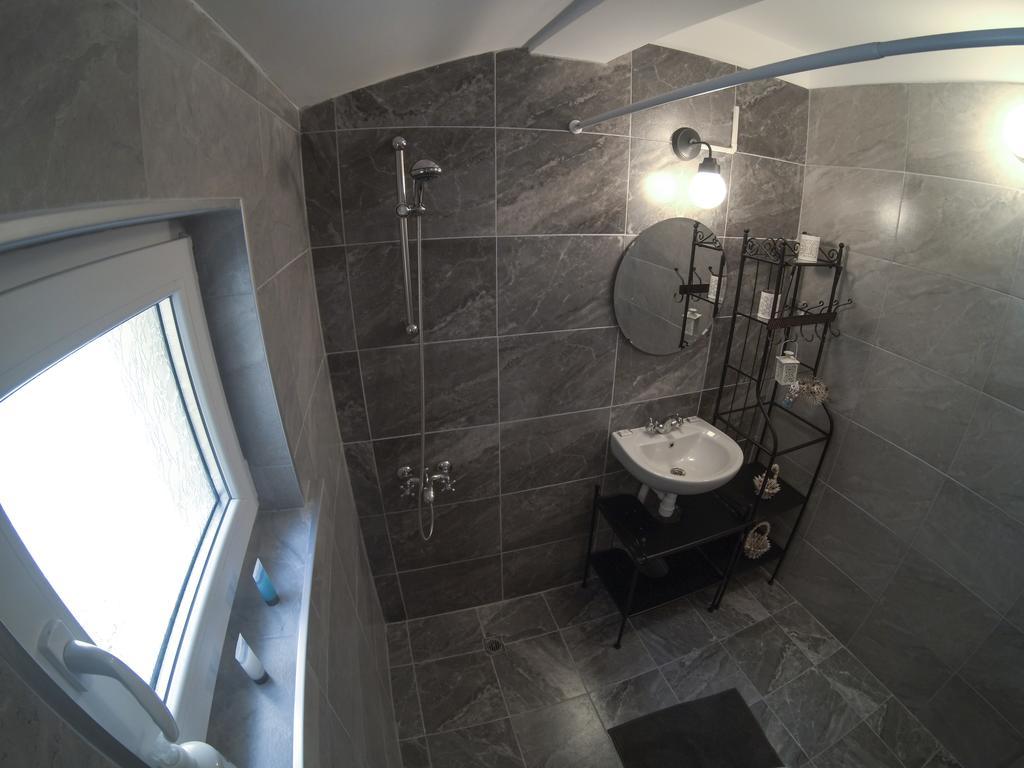 Graf Ignatiev - 3Br Apart Sofia Luaran gambar